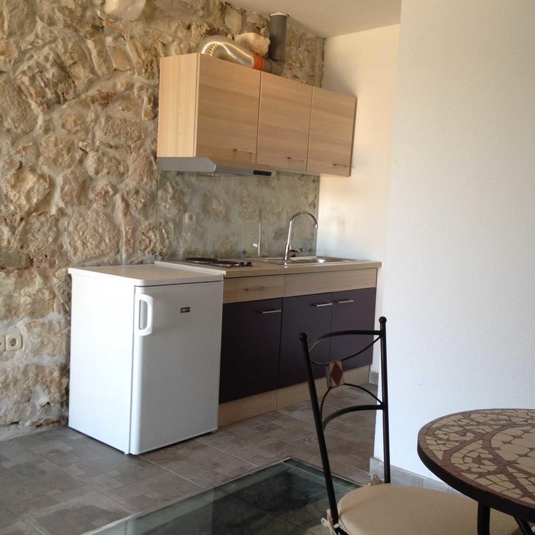 Apartments Acalinovic Вис Стая снимка